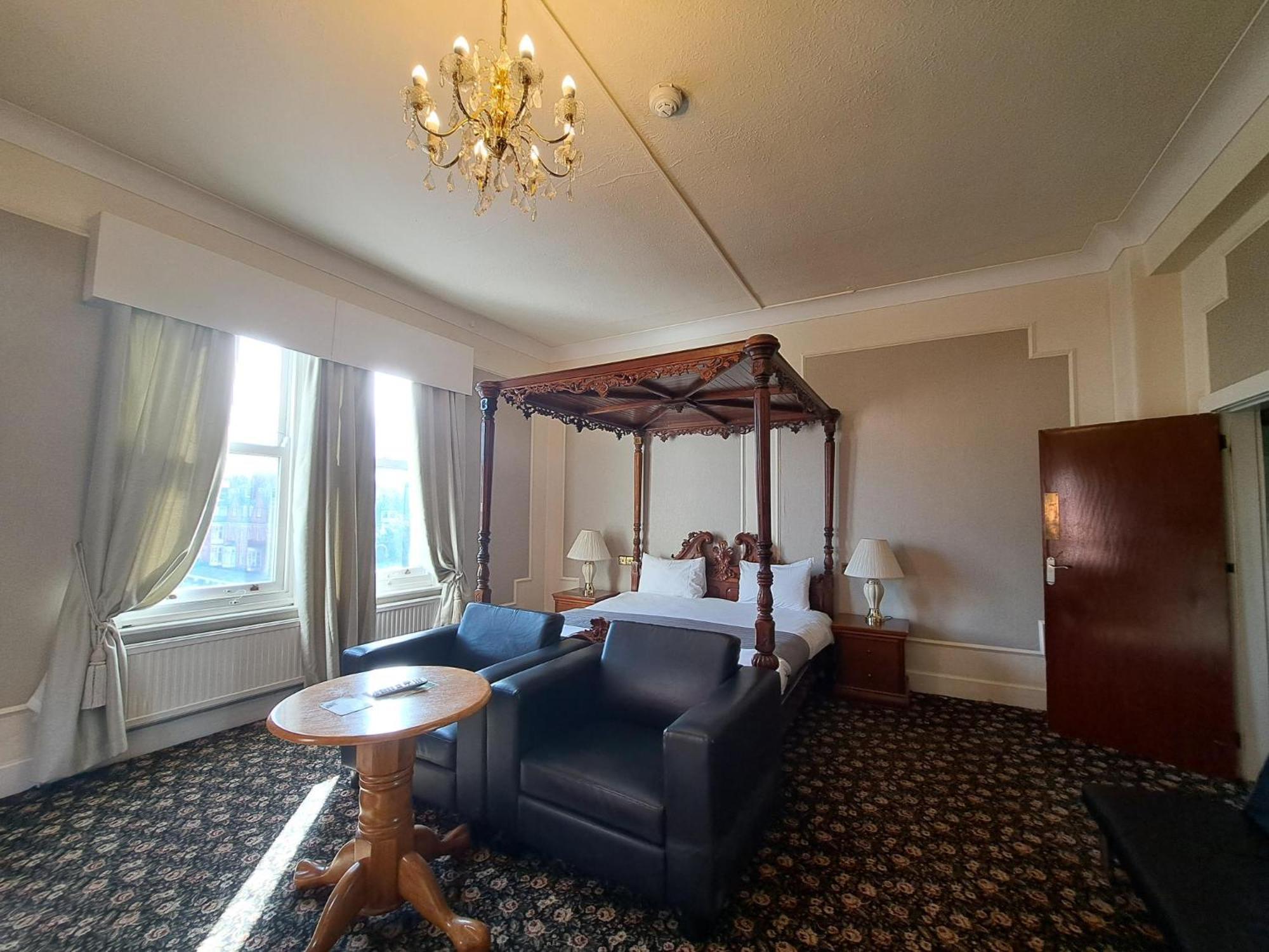 Scarisbrick Hotel Southport Exterior photo
