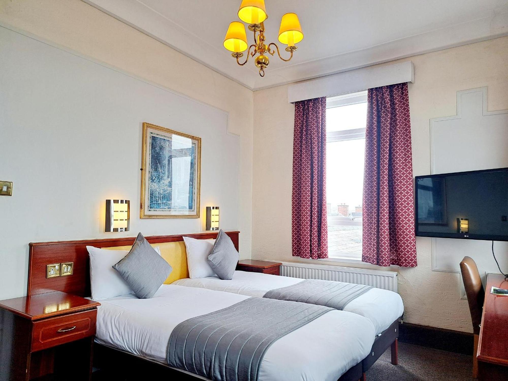 Scarisbrick Hotel Southport Exterior photo